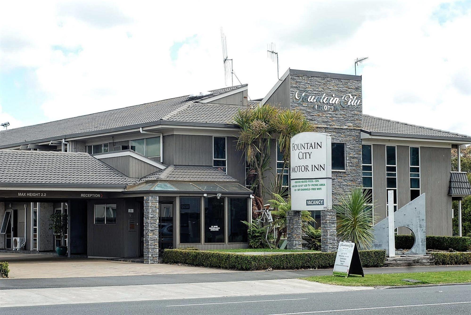 Fountain City Motor Inn Hamilton Buitenkant foto