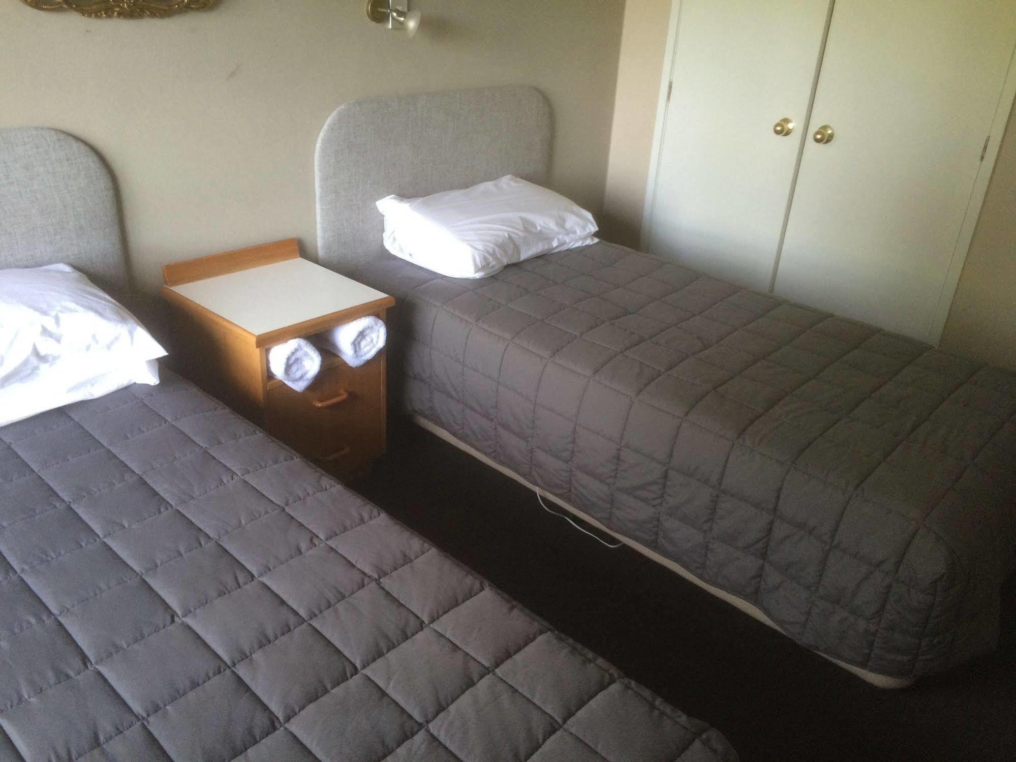 Fountain City Motor Inn Hamilton Buitenkant foto